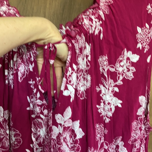 Relisted Torrid floral bohemian dress slits at bottom & keyhole at neckline - Picture 7 of 17